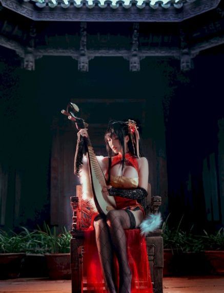 《春欲》在线播放