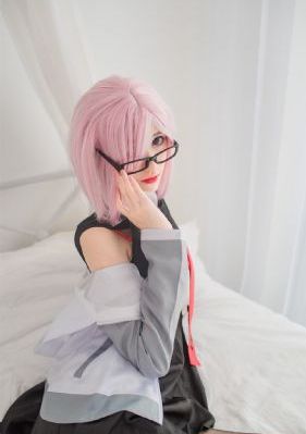 《铁齿铜牙纪晓岚2》电视剧